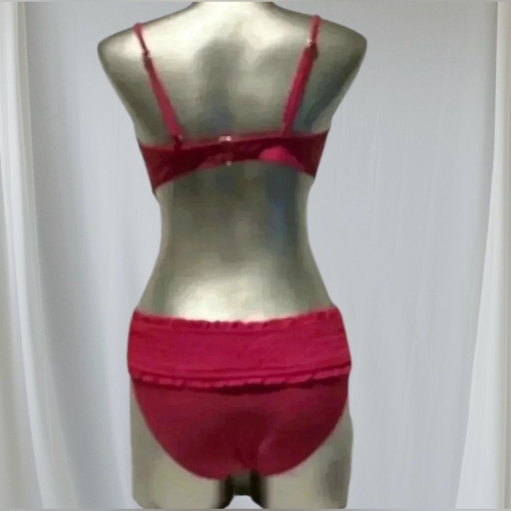 🆕2 Piece Swimsuit,  removable pads & adjustable straps. - Picture 2 of 16